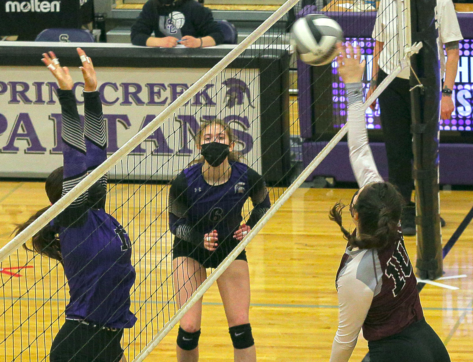 Elko at Spring Creek Volleyball 01.jpg